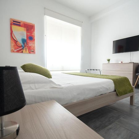 Casa Vacanze Family House Posizione Centralissima ชิวิตาเวกเกีย ภายนอก รูปภาพ