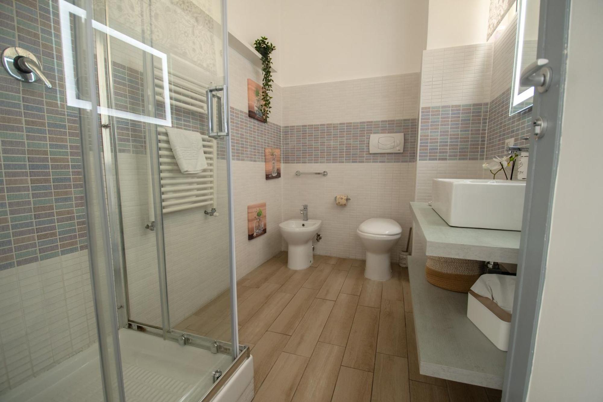 Casa Vacanze Family House Posizione Centralissima ชิวิตาเวกเกีย ภายนอก รูปภาพ
